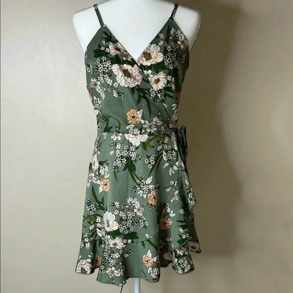 Speechless Womens Green Floral Spaghetti Strap Short A-Line Dress Juniors Size: L